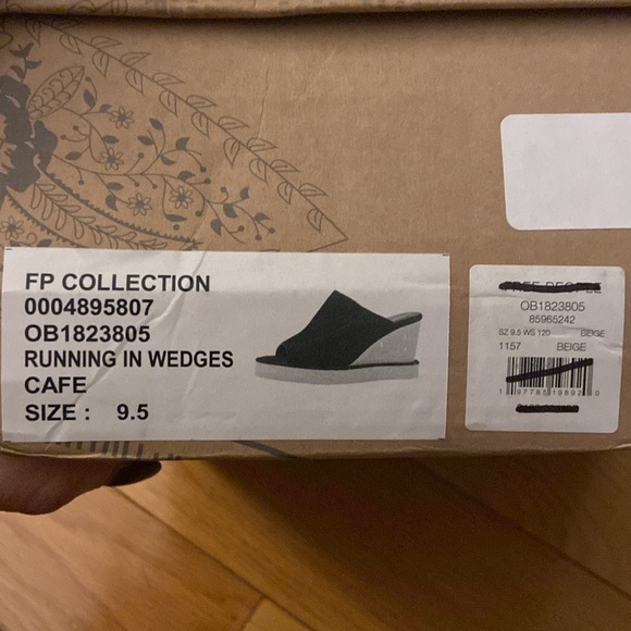 Free People Tan Wedge Sandals - Picture 11 of 11